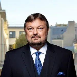 Paul McKnight